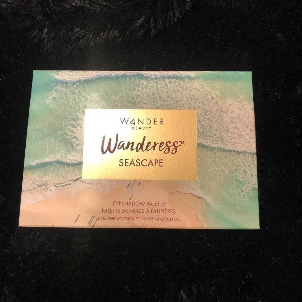 Wander Beauty Wanderess eyeshadow palette - Picture 1 of 3